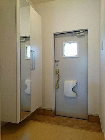 アイリス西沢　壱番館の玄関|玄関です