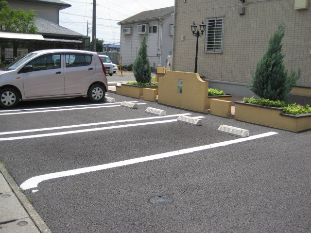 クライスヒルⅡの駐車場