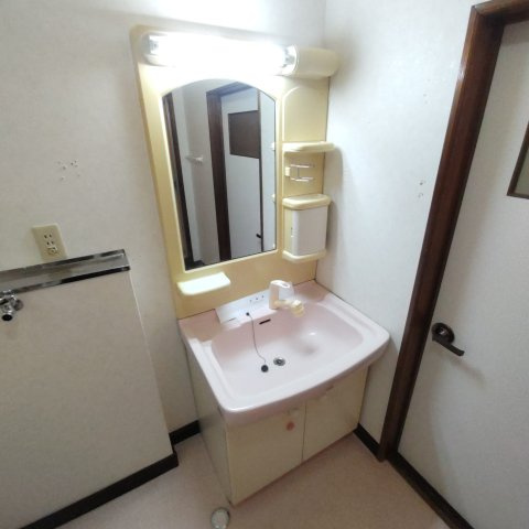 川浪荘の洗面所