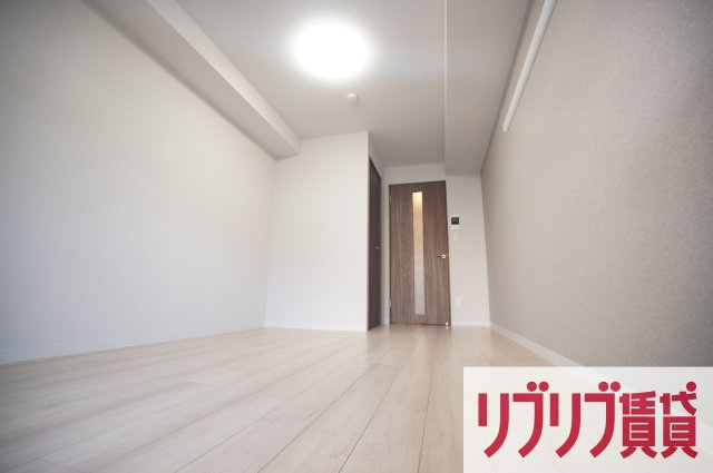 松波ヒルズの居間・リビング