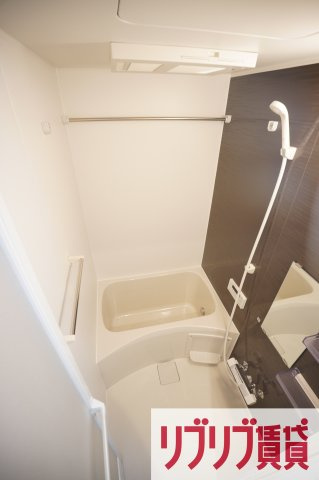 松波ヒルズの浴室