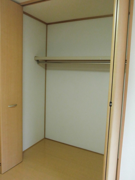 ヴィラ・サンライズＢの収納