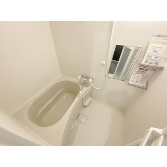 【内装】 | ジーメゾン豊春 | 明るい色調の室内です