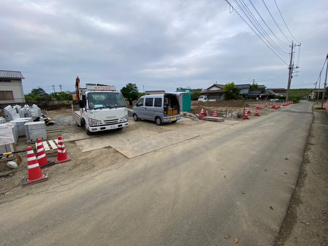 川越市菅間　建築条件なし売地　「川越駅」5.7㎞　全7区画　【芳野小学区】の前面道路含む現地写真