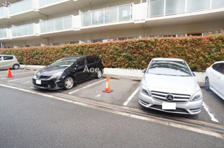 【駐車場】