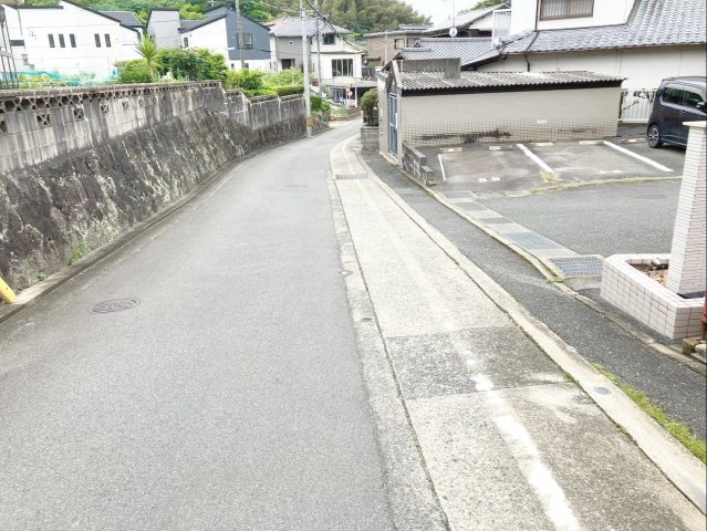 スワンマンション空港南Ⅱの周辺|前面道路の様子です！