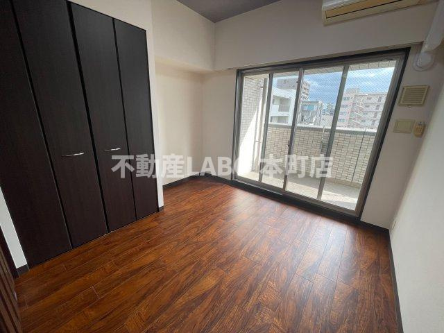 アプリーレ南堀江の洋室