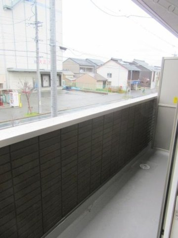 D-square 湊町 Ⅱのバルコニー