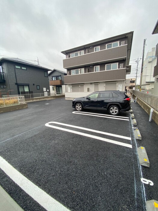 D-square 湊町 Ⅱの駐車場