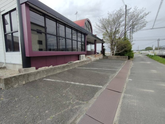当古町　貸店舗の駐車場