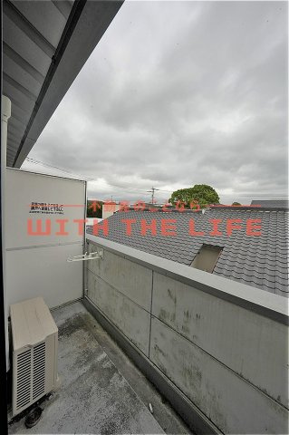 シャント国分【キャッシュバック対象物件】のバルコニー|外からの目が気にならないバルコニーで洗濯物が干せます