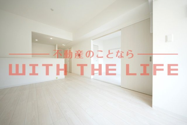 エクストラパレス【10,000円キャッシュバック対象物件】の居間・リビング|使いやすいリビングです
