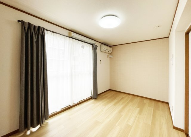 ルミナスコートの居間・リビング