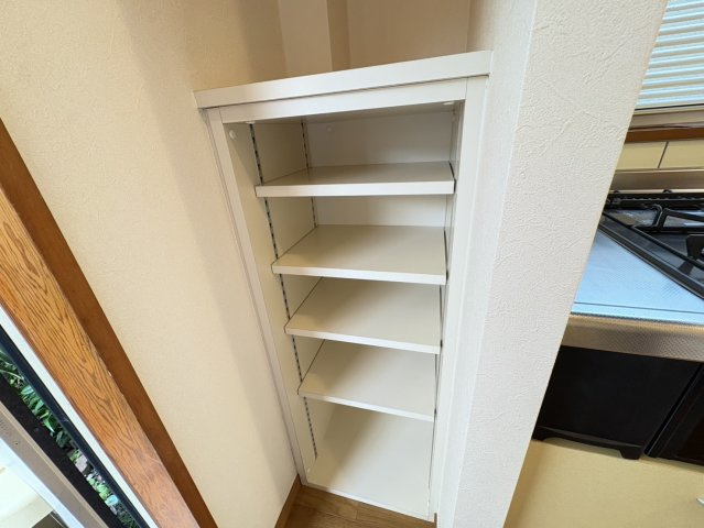 小林ビルの収納