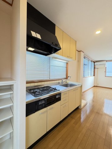 小林ビルのキッチン