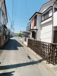 【前面道路含む現地写真】 | 前面道路との高低差はありません♪