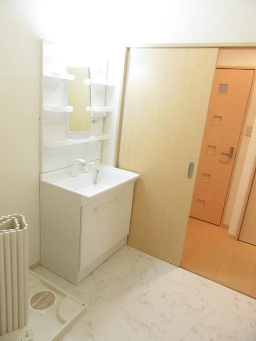 リビングタウン下地Ⅱ　Bの洗面所|別部屋写真です。