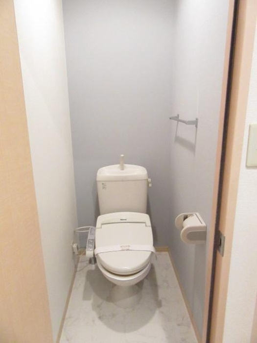 リビングタウン下地Ⅱ　Bのトイレ|別部屋写真です。