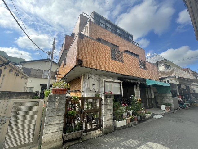 瀧口店舗の外観