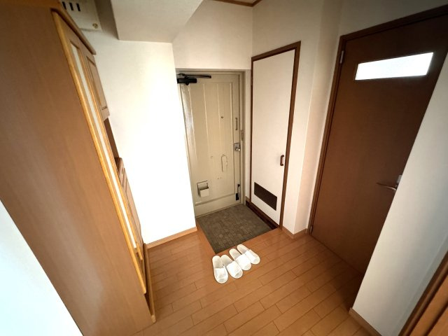 ミリオンコーポラス白菊の玄関