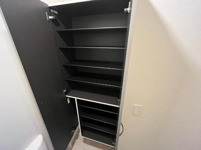 【収納】 | （仮）スターテラスⅡ法吉町 | 建具色・床材が異なります（イメージ）