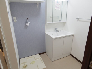 【洗面所】 | Wisteria（ウィスタリア）