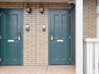 【玄関】 | ロイヤルコート