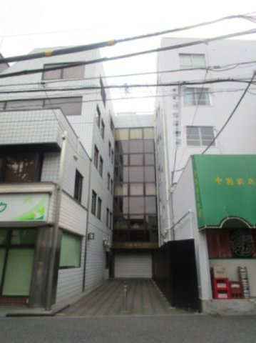 新宿区矢来町の事務所