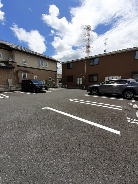 アイリスの駐車場|駐車場があります