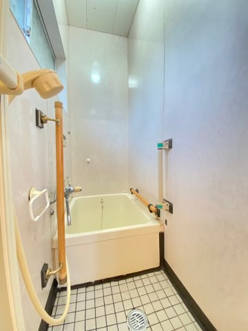 澤田貸家の浴室