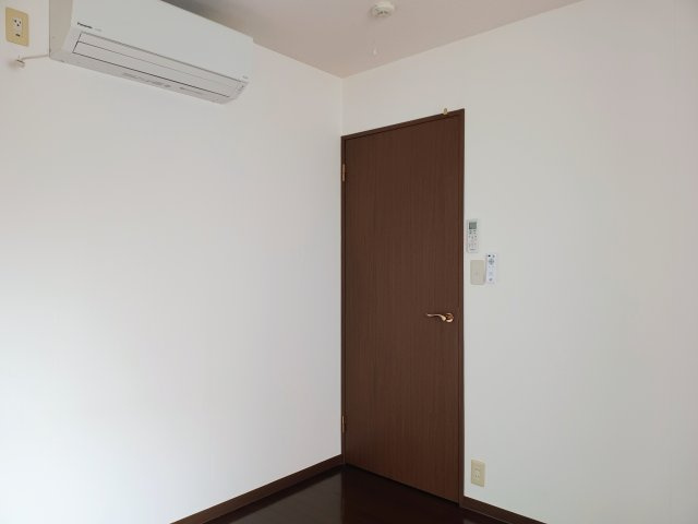 カーサマリアージュササキの洋室