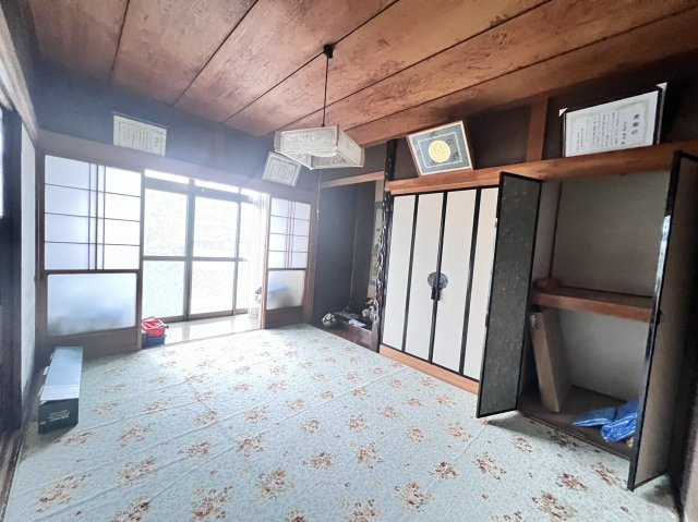 蓑川町貸店舗のロビー