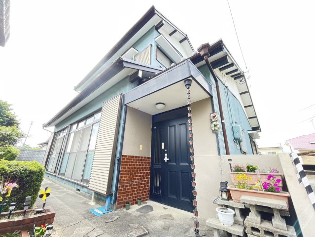 蓑川町貸店舗の外観