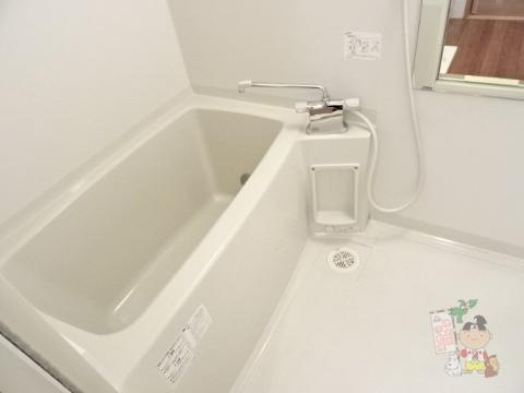 レジデンス鹿田の浴室|バス