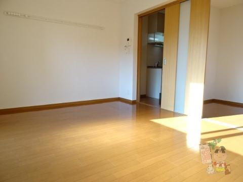 レジデンス鹿田の居間・リビング|リビング