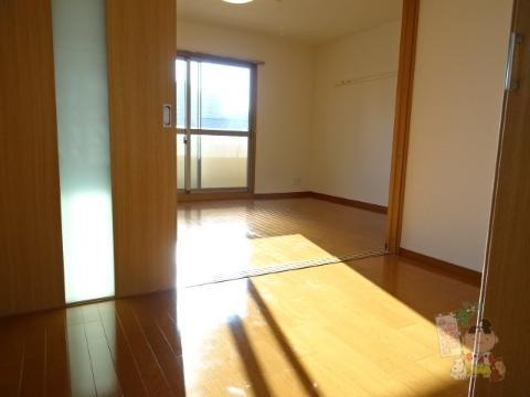 レジデンス鹿田の居間・リビング|リビング