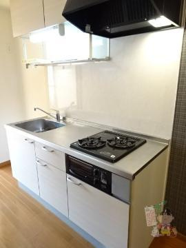 レジデンス鹿田のキッチン|システムキッチン