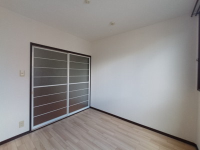 【寝室】 | ウインディア