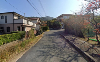 【前面道路含む現地写真】