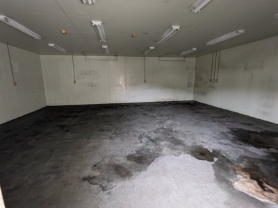 【内装】 | 事業用建物　矢掛町小林 | 以前は総菜屋さんとして利用されていました。