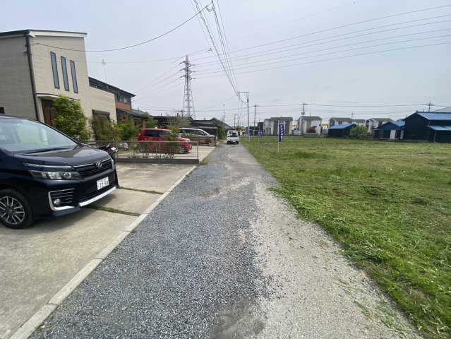川越市古谷上　建築条件なし売地　JR川越線『南古谷駅』徒歩33分　【古谷小学区】の前面道路含む現地写真
