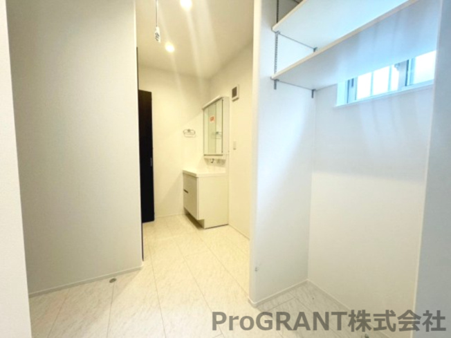 【独立洗面台】