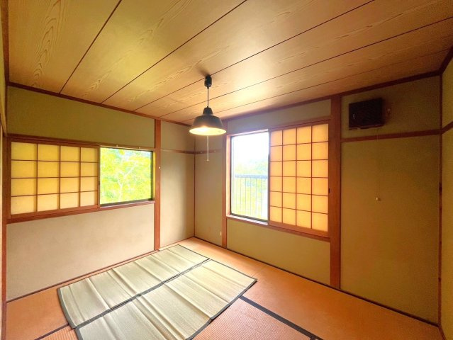 緑豊かな住環境■角地■丁寧にお使いの４ＳＬＤＫ■カーポートは駐車２台可能■亀岡市畑野町千ケ畑高橋の和室|和室