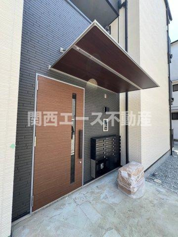 【エントランス】 | グランロイヤル