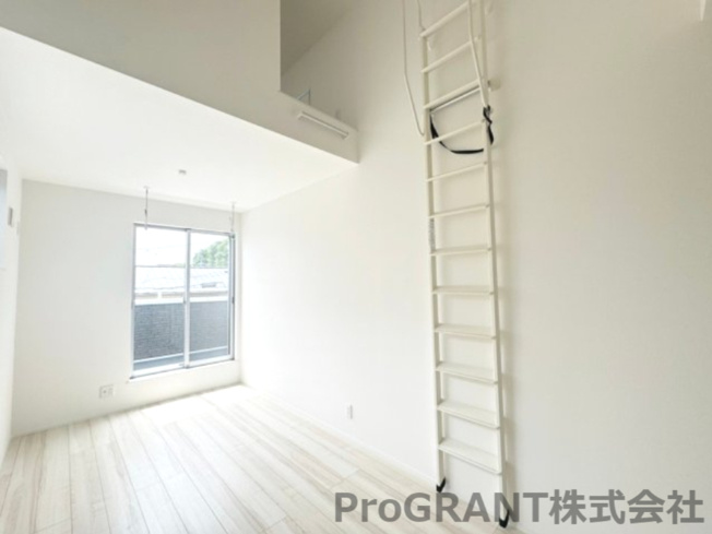 【洋室】 | ロフト付