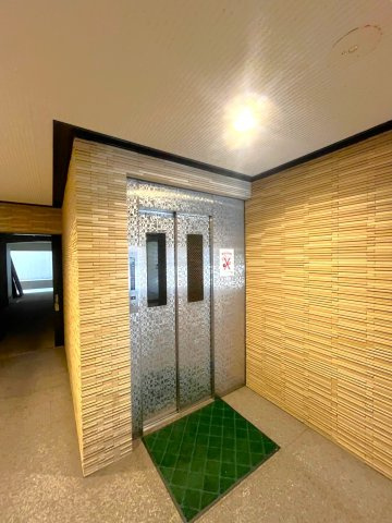 ◆市街地中心にある中古マンション◆角住戸◆３沿線利用可能◆ライオンズマンション四条大宮のその他共用部分|エレベーター