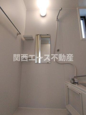  | グロースコート枚岡駅前