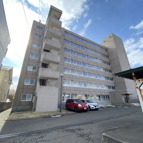 ティアラ高砂ハイツ