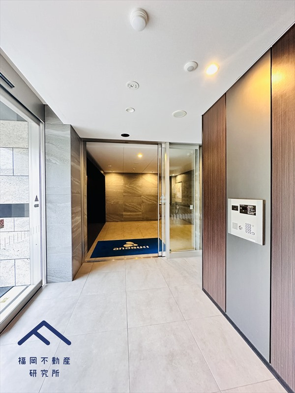 アルファライフ吉塚駅東Ⅱのエントランス