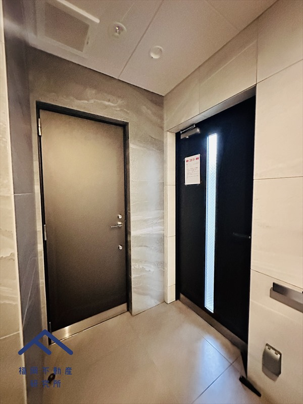 アルファライフ吉塚駅東Ⅱのエントランス